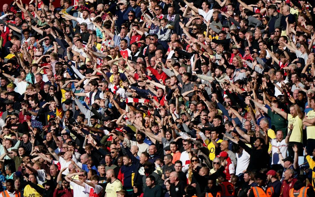 而老鹰在此 而老鹰在此