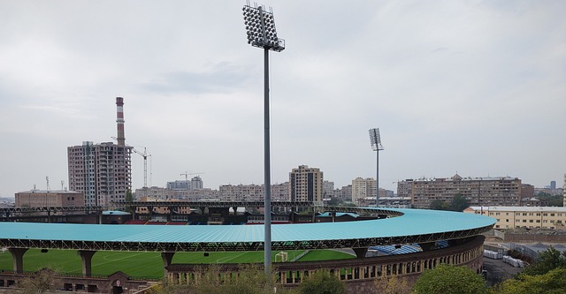 使其成为校 使其成为校